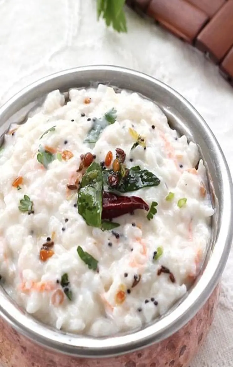 Dahi-Chawal Khane Ke Fayde: गर्मी में लंच में शामिल कीजिये कर्ड राइस और पाइये ये कमाल के फायदे...