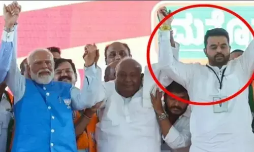 Prajwal Revanna Sex Scandal: यौन उत्पीड़न मामले में JDS सांसद प्रज्वल रेवन्ना पर एक्शन, पार्टी से कर दिए गए सस्पेंड