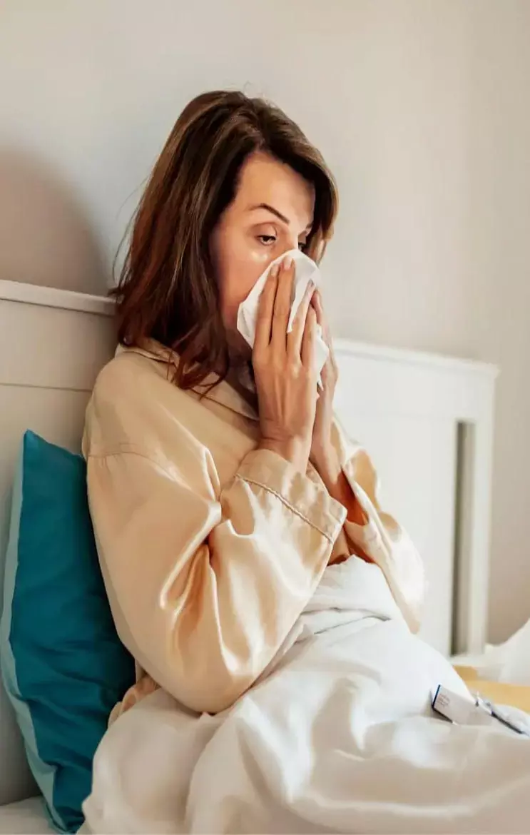 Vitamin D Ki Kami: इन संकेतों से पहचानें, शरीर में किस कारणों से हो रही है विटामिन डी की कमी...