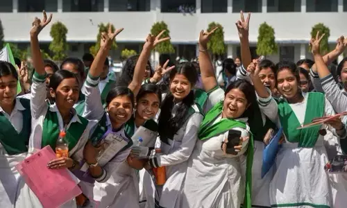 West Bengal Madhyamik Result 2024: पश्चिम बंगाल बोर्ड की 10वीं का रिजल्ट हो गया जारी, चंद्रचूड़ सेन बने टॉपर