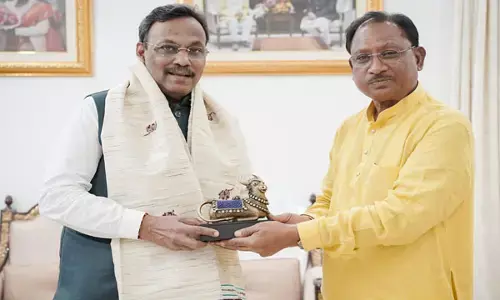 भाजपा के राष्ट्रीय महासचिव विनोद तावड़े ने मुख्यमंत्री विष्णुदेव से की मुलाकात