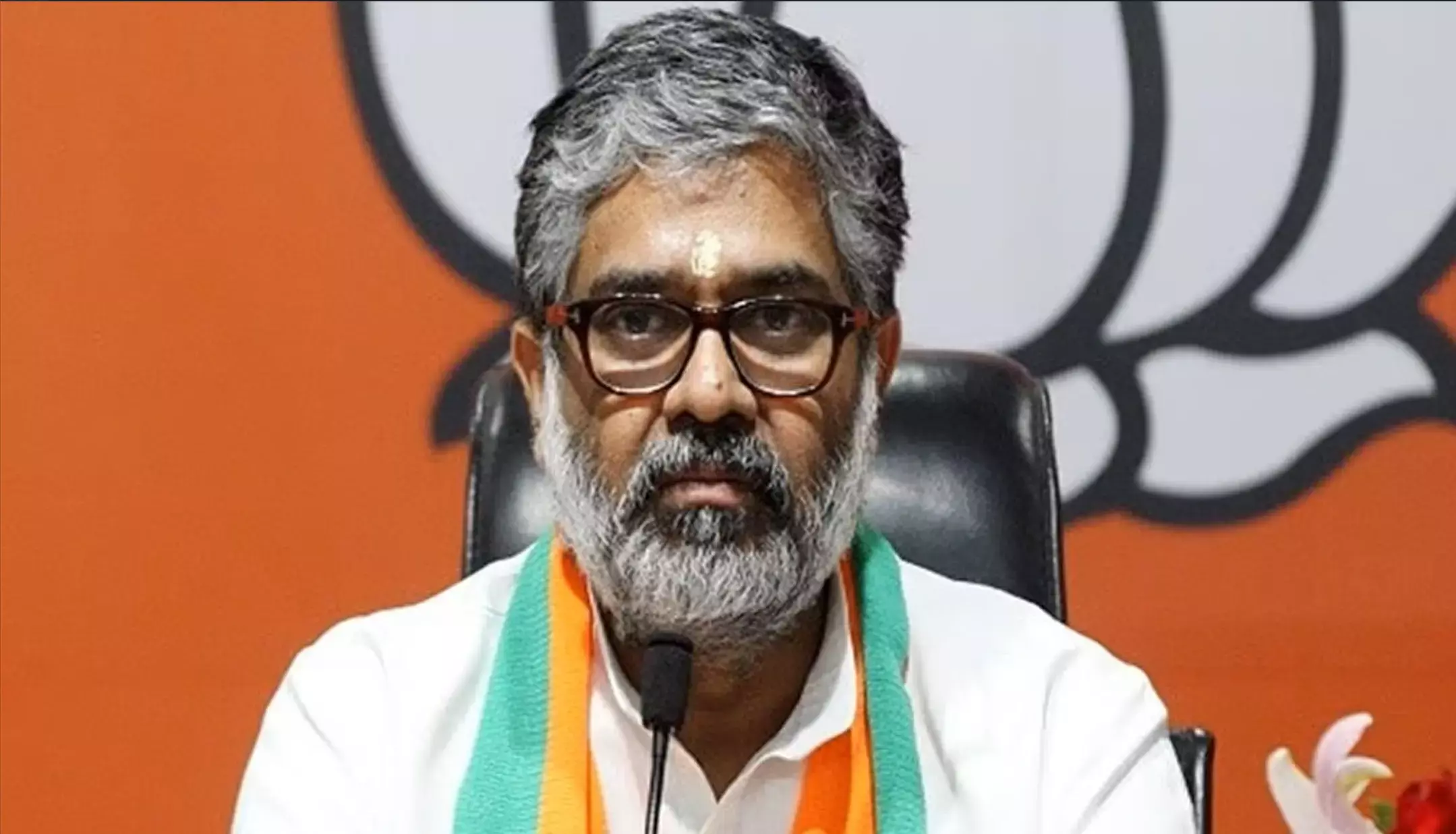 नीरज शेखर का जीवन परिचय (जीवनी) : Neeraj Shekhar Biography in Hindi