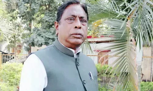 Alamgir Alam News: झारखंड के मंत्री आलमगीर आलम के पर्सनल सेक्रेटरी को ED ने किया गिरफ्तार, ₹35 करोड़ कैश बरामद, जानिए कौन हैं आलमगीर आलम?