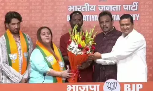 Radhika Kheda BJP Joins: राधिका खेड़ा बीजेपी में हुई शामिलः छत्तीसगढ़ के संचार विभाग से विवाद के बाद कांग्रेस से दिया था इस्तीफा...
