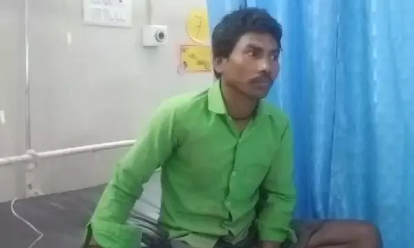 Durg News: युवक ने जीभ काटकर शिवलिंग पर चढ़ाया, अस्पताल में कराया गया भर्ती...