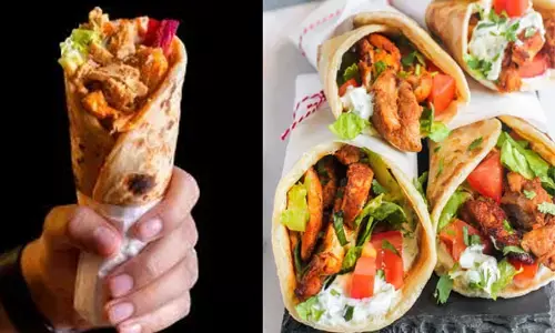 सावधानः चिकन शावर्मा खाने से युवक की मौत, पुलिस ने स्टाॅल संचालक सहित दो को किया गिरफ्तार...