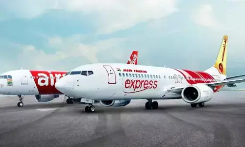 Air India Express Layoff: एयर इंडिया एक्सप्रेस ने 30 कर्मचारियों को नौकरी से निकाला, पढ़िए क्या है पूरा मामला