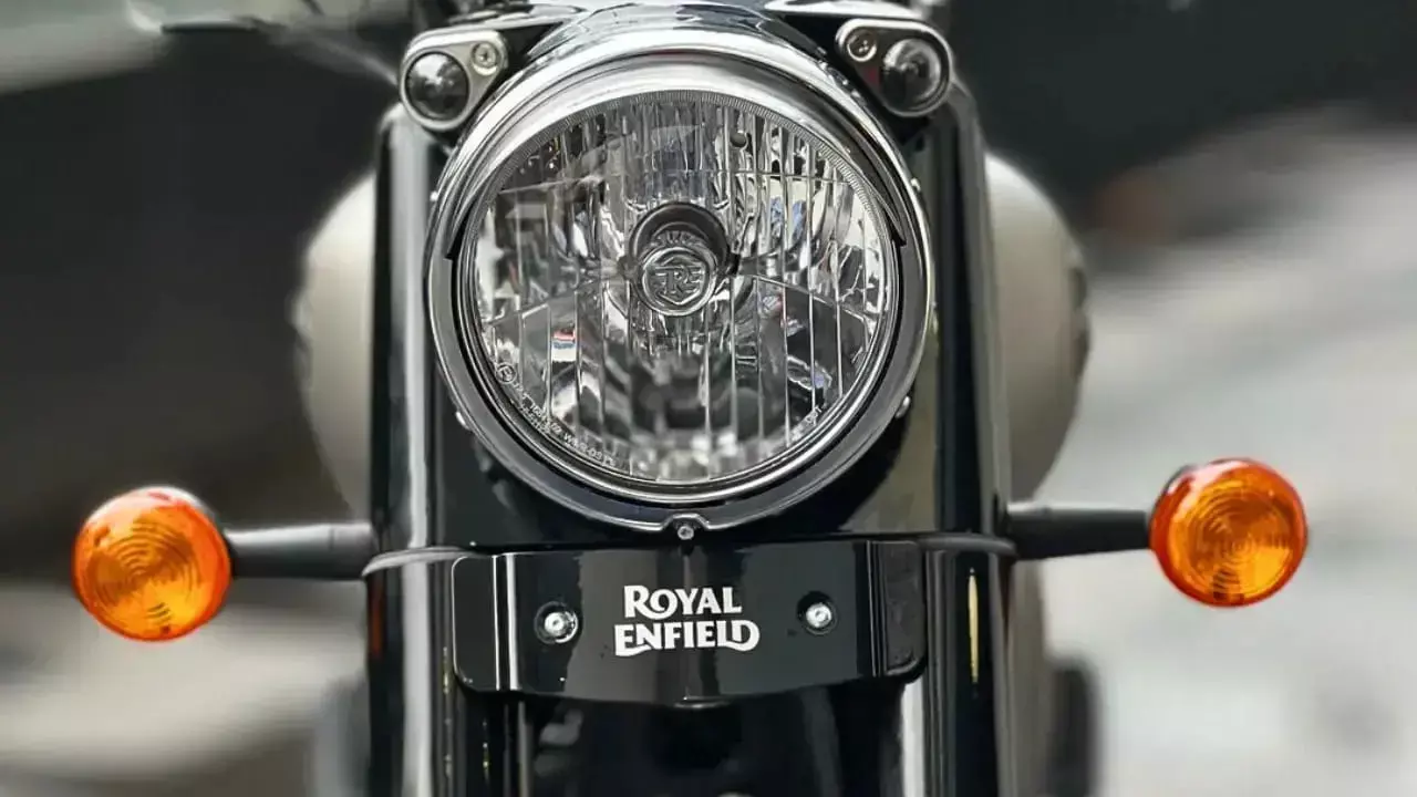 Royal Enfield Goa Classic: रॉयल एनफील्ड ला रही है गोवा की खूबसूरती से प्रेरित एक नई Goan Classic 350 Bobber बाइक! जल्द भारत में होगी लॉन्च
