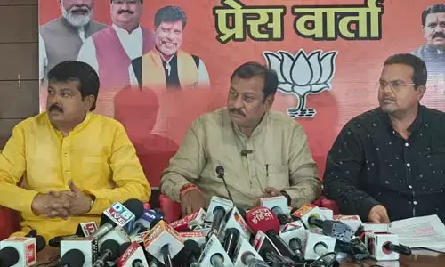 PM Shri School: पीएम श्री स्‍कूल: पूर्व सीएम पर झूठ फैलाने का आरोप: सांसद बघेल बोले- नहीं बदलेगा स्‍कूलों का नाम, बिना तथ्यों को जाने की जा रही फर्जी बयानबाजी