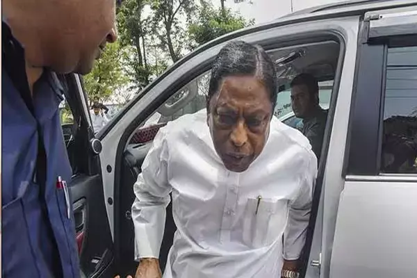 ED Arrested Minister Alamgir Alam: ईडी ने झारखंड के मंत्री आलमगीर आलम को किया गिरफ्तार, नौकर के घर से मिला था 37 करोड़ कैश...