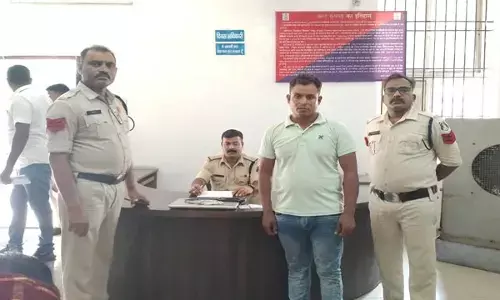 Raigarh News: आफिस से लैपटॉप, मोटर सायकल चोरी कर फरार हुआ सिक्योरिटी गार्ड, पुलिस ने ऐसे धर दबोचा…