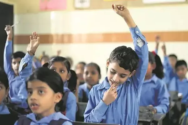 बिहार के शिक्षकों के लिए आई राहत भरी खबर, सुबह... ... Bihar Top News Today: क्या जेल जायेगी लालू यादव की बेटी रोहिणी आचार्य ...समेत पढ़ें Bihar की टॉप खबर