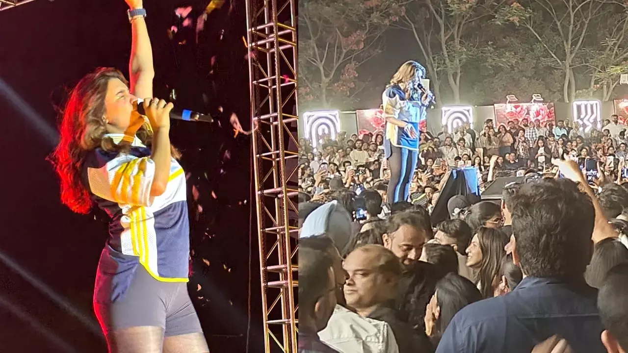 Singer Aastha Gill: बॉलीवुड सिंगर आस्था गिल की आंजनेय यूनिवर्सिटी कैंपस में धमाकेदार प्रस्तुति, चांसलर अभिषेक अग्रवाल बोले-पैसे के अभाव में शिक्षा...