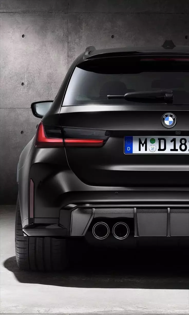 BMW M3 Sedan And M3 Touring: बीएमडब्ल्यू की M3 सेडान और M3 टूरिंग हुईं और भी दमदार! जाने क्या बदला इन गाड़ियों में