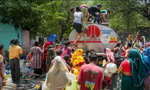 Delhi Water Crisis: जल संकट के बीच सुप्रीम कोर्ट पहुंची केजरीवाल सरकार, हरियाणा और हिमाचल से और ज्यादा पानी की मांग