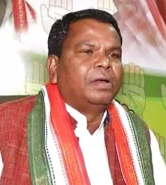 बेटे के साथ ईडी कार्यालय पहुंचे कवासी लखमा: शराब... ... Chhattisgarh Top News Today: संकट में लखमा पिता-पुत्र और प्रशासकों की नियुक्ति... सहित पढ़ें दिनभर की प्रमुख खबरें...