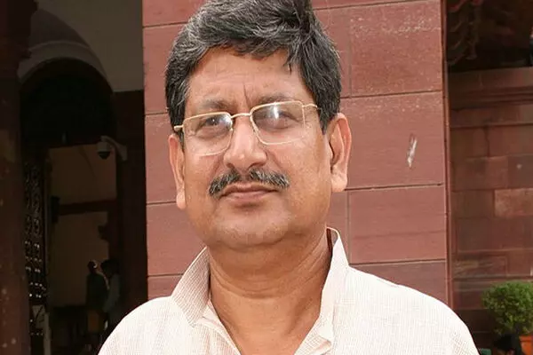 मुंगेर में जेडीयू के ललन सिंह जीते मुंगेर... ... Bihar LokSabha Chunav 2024 Result Live: बिहार की 40 सीटों पर कौन है आगे, कौन पीछे, किसने मारी बाजी, जाने पल-पल का पूरा अपडेट NPG.NEWS पर