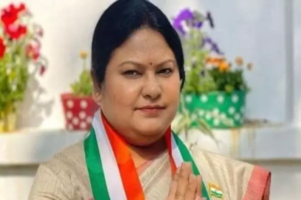 दुमका से  हेमंत सोरेन की भाभी सीता... ... Jharkhand LokSabha Chunav 2024 Result Live: झारखंड की 14 सीटों पर कौन है आगे, कौन पीछे, किसने मारी बाजी, जाने पल-पल का पूरा अपडेट NPG.NEWS पर