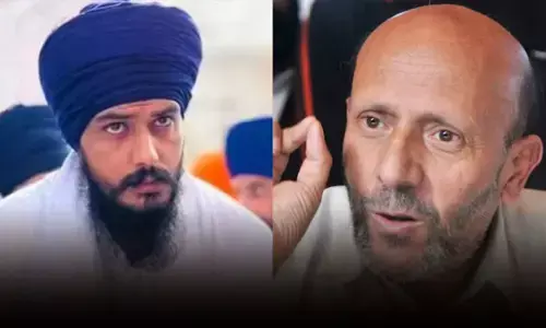 LS Election Results: आतंकवाद के आरोप में जेल से जीतने वाले सांसदों का भविष्य, क्या संसद में पहुंच पाएंगे अमृतपाल और अब्दुल रशीद? जानें नियम