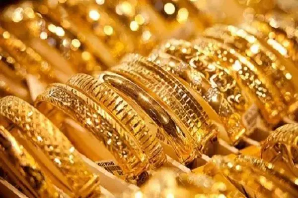 Gold Monetization Scheme: बैंक में मात्र 10 ग्राम सोना जमा कर करें कमाई, इस स्कीम में करें निवेश, ऐसे करें अप्लाई Gold Monetization Scheme: बैंक में मात्र 10 ग्राम सोना जमा कर करें कमाई, इस स्कीम में करें निवेश, ऐसे करें अप्लाई
