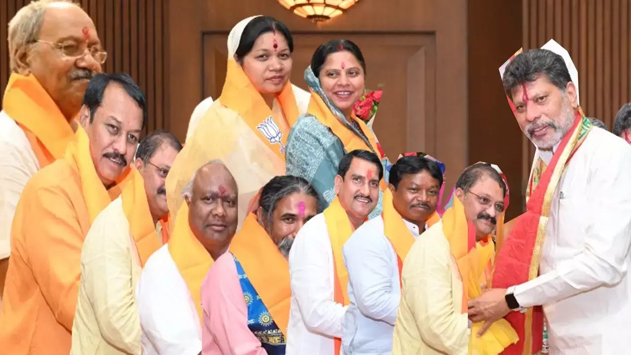 Chhattisgarh BJP: CG बीजेपी में जीत का जश्न: सीएम साय बोले- छत्तीसगढ़ में बीजेपी ने कांग्रेस के बड़े-बड़े सूरमा को चूरमा बना दिया Chhattisgarh BJP: CG बीजेपी में जीत का जश्न: सीएम साय बोले- छत्तीसगढ़ में बीजेपी ने कांग्रेस के बड़े-बड़े सूरमा को चूरमा बना दिया