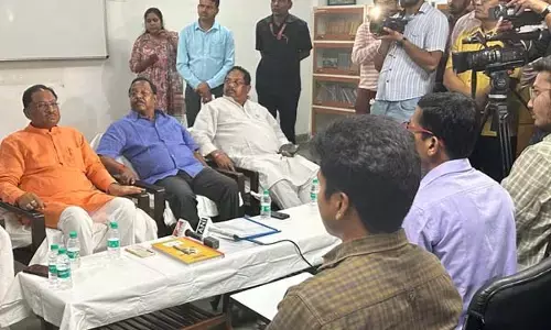 Tribal Youth Hostel: सीएम साय पहुंचे ट्राइबल यूथ हॉस्टल: छात्रों से संवाद कर सफलता के लिए किया प्रोत्साहित