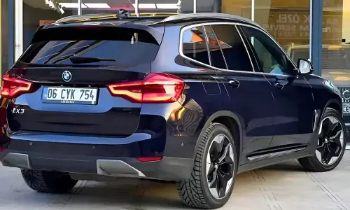 BMW iX3