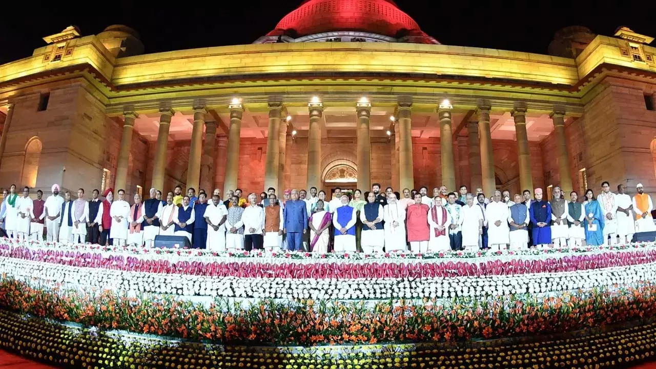 Modi Cabinet 3.0 Portfolio: मोदी कैबिनेट के मंत्रियों का पोर्टफोलियो: विभागों का हो गया बंटवारा, जानिए...किस मंत्री को मिला कौन सा विभाग