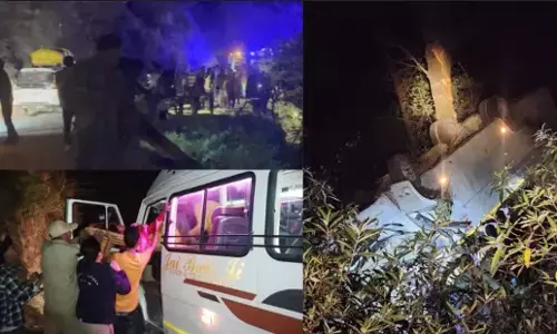 Uttarakhand Bus Accident: उत्तरकाशी बस हादसा, गंगोत्री नेशनल हाईवे पर बस खाई में गिरी, 3 महिलाओं की मौत, 26 घायल