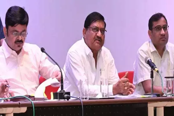 Chhattisgarh News: चावल वितरण योजना को लेकर साय सरकार का बड़ा फैसला: सार्वजनिक वितरण प्रणाली को लेकर खाद्य मंत्री बघेल ने दिया यह निर्देश...
