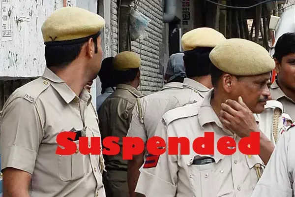 UP Police Suspended News: एक्शन मोड में यूपी सरकार, आगरा में 56 पुलिसकर्मी सस्पेंड, IPS जे. रविंद्र गौड़ के आदेश पर हुई कार्रवाई