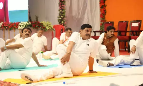 International Yoga Day 2024: मुख्यमंत्री मोहन यादव ने बच्चों संग किया योग, कहा - योग का अर्थ है जुड़ाव