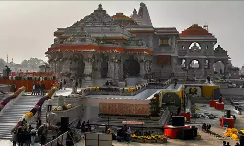 Ram Mandir News: बारिश के बाद राम मंदिर की छत से टपकने लगा पानी, रामपथ सहित कई जगह सड़कें धंसी