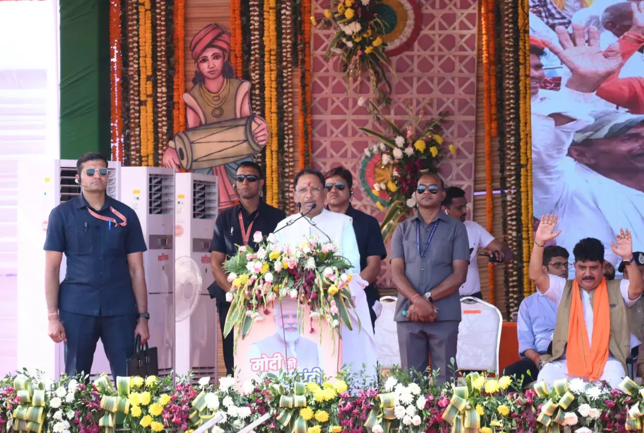 Raipur News: विष्णुदेव साय सरकार के परिवर्तनकारी कदम से संवर रहा छत्तीसगढ़