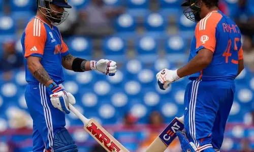 IND vs ENG T20 World Cup 2024 Semi Final: टीम इंडिया को लगा लगातार  दूसरा झटका, विराट के बाद ये खिलाड़ी हुआ सस्ते में आउट...