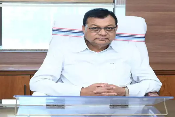 Raipur News: अब मजदूर के बच्चे भी बनेंगे अफसर, प्रदेश के 10 जिलों में निःशुल्क कोचिंग जुलाई से होगी शुरू