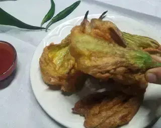 Benefits Of Pumpkin Flowers and Recipe : छत्तीसगढ़ी मखना फुल पकौड़ा, जानिए रेसिपी और इसके फायदे