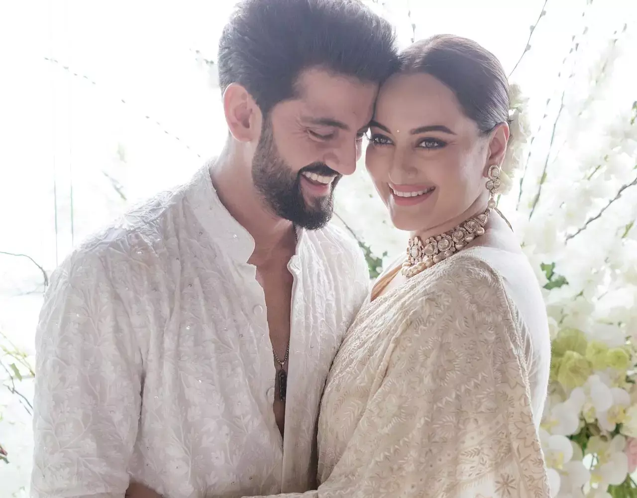 Sonakshi Sinha Pregnant: क्या सोनाक्षी सिन्हा हैं प्रेग्नेंट! शादी को एक हफ्ता भी नहीं हुए, पति संग पहुंचीं अस्पताल, जानें सच...