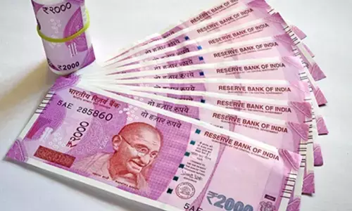 Rs 2000 Note: 2000 रु के 97.87% नोट आए बैंकों में वापस, लोगों के पास अब भी 7,581 करोड़ रु के नोट बाकी