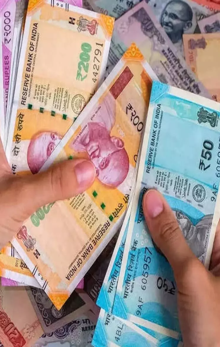 उज्जैन: काम करवाना है तो 60 हजार दो...रिश्वत लेते... ... MP Top News Today: उज्जैन में महिला अधिकारी रिश्वत लेते हुए गिरफ्तार...सहित पढ़ें दिनभर की प्रमुख खबरें