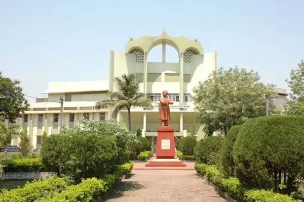 Pandit Ravishankar Shukla University: जानें... ... Chhattisgarh Top News Today: स्‍कूल शिक्षा सचिव का लेटर और महादेव सट्टा में बड़ा खुलासा ...सहित पढ़ें दिनभर की प्रमुख खबरें...