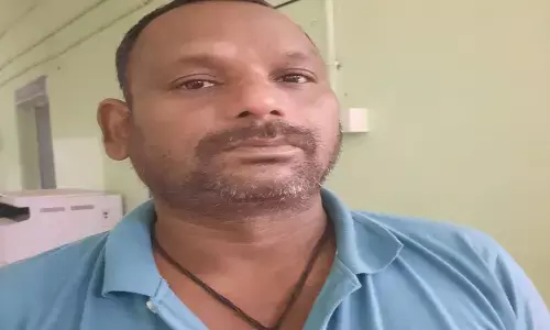 Raigarh News: शिक्षक गिरफ्तार, महिला कर्मचारी के मोबाइल पर भेजता था अश्लील मैसेज, शिकायत के बाद पुलिस ने भेजा जेल...