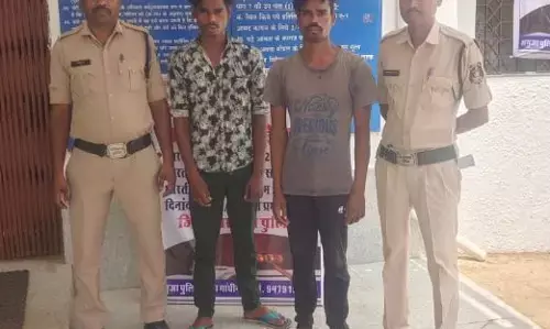 Surguja: नाबालिग से सामूहिक दुष्कर्म, पहले छोटे भाई ने बनाया शिकार, फिर बड़े भाई ने भी धमकी देकर किया दुराचार...