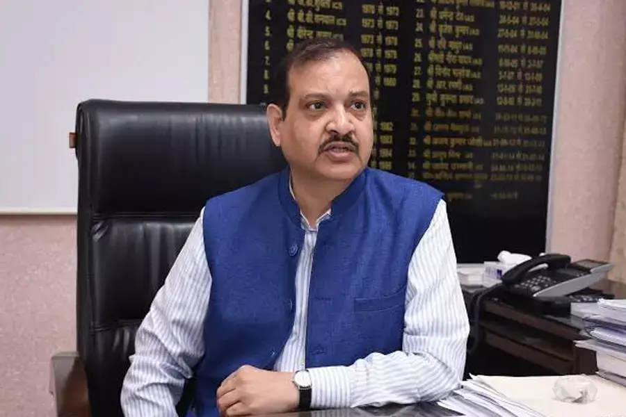 UPSSSC Chairman Praveer Kumar: UPSSSC के चेयरमैन प्रवीर कुमार ने दिया इस्तीफा, अब इनको दी गई जिम्मेदारी