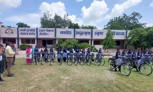 Raigarh News: सरस्वती साइकिल योजना से बेटियों की शिक्षा की राह हुई आसान