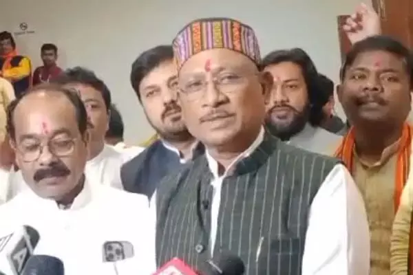 Chhattisgarh News: छत्‍तीसगढ़ कैबिनेट की अयोध्‍या उड़ान: मंत्रिमंडल के साथियों के साथ कल श्रीराम लला के दर्शन करने जाएंगे विष्‍णुदेव