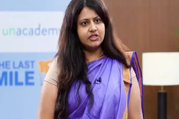 IAS Pooja Khedkar News: IAS पूजा खेडकर की नई मुसीबत में फंसी, सरकारी जमीन पर किया कब्ज़ा, अब घर पर चलेगा बुलडोज़र...