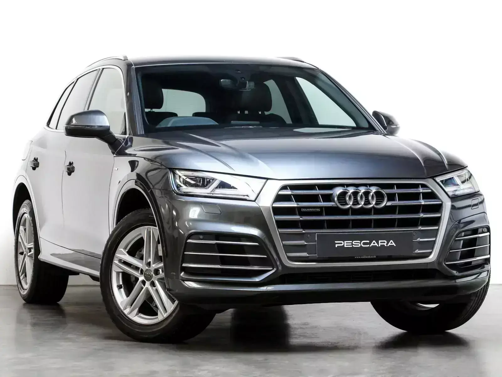 ऑडी का धांसू Q5 बोल्ड एडिशन भारत में हुआ लॉन्च, जानिए शुरुवाती कीमत इसके फीचर्स....