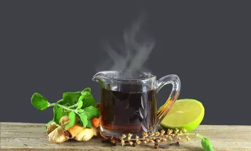 Mansoon Kadha : मानसून में इम्युनिटी बूस्ट करेंगे ये काढ़े