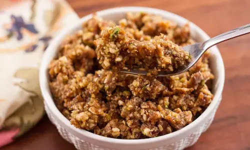 Sawan Somvar Recipe : बनाएं कुछ मीठा कुछ चटपटा, ड्राई फ्रूट्स हलवा और आलू फिंगर्स, Read Recipe